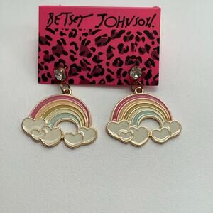 New betseyville rainbow 🌈 earrings